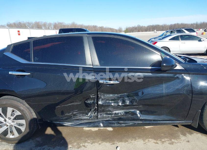 Photo 13 of 2020 Nissan Altima S FWD (VIN 1N4BL4BV8LC137518)