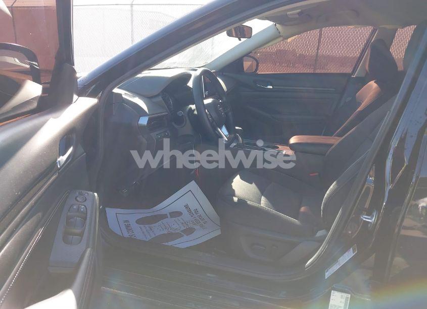 Photo 5 of 2020 Nissan Altima S FWD (VIN 1N4BL4BV8LC137518)