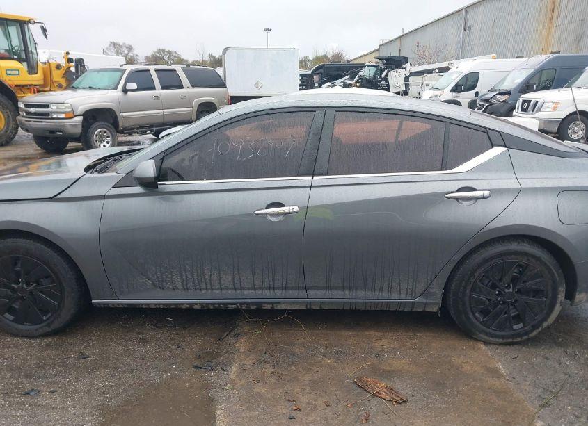 Photo 14 of 2020 Nissan Altima S FWD (VIN 1N4BL4BV8LC161012)
