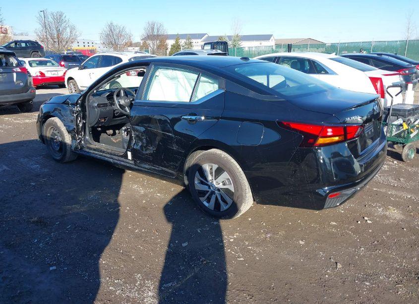 Photo 3 of 2020 Nissan Altima S FWD (VIN 1N4BL4BV8LC169014)