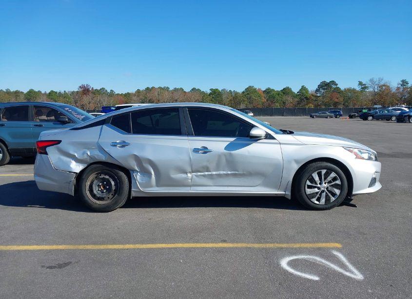 Photo 13 of 2020 Nissan Altima S FWD (VIN 1N4BL4BV8LC176884)