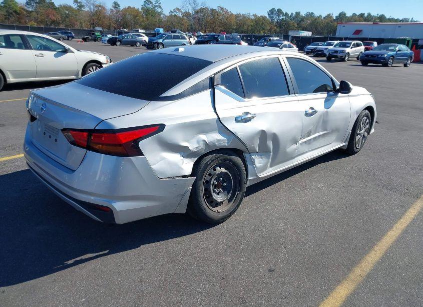 Photo 4 of 2020 Nissan Altima S FWD (VIN 1N4BL4BV8LC176884)