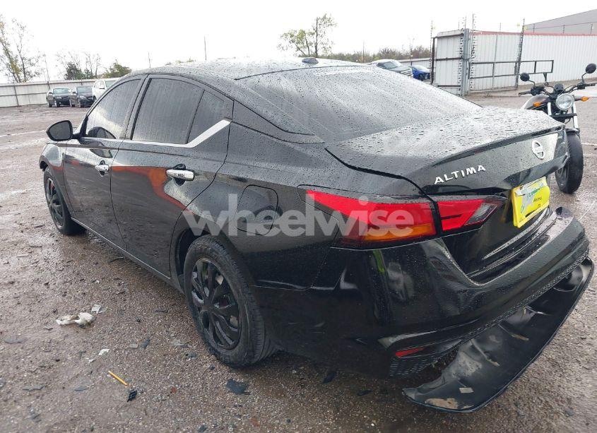 Photo 3 of 2020 Nissan Altima S FWD (VIN 1N4BL4BV8LC195290)