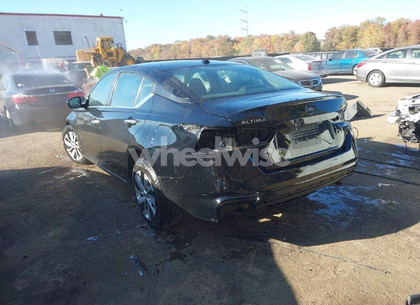 Photo 3 of 2020 Nissan Altima S FWD (VIN 1N4BL4BV8LC205946)