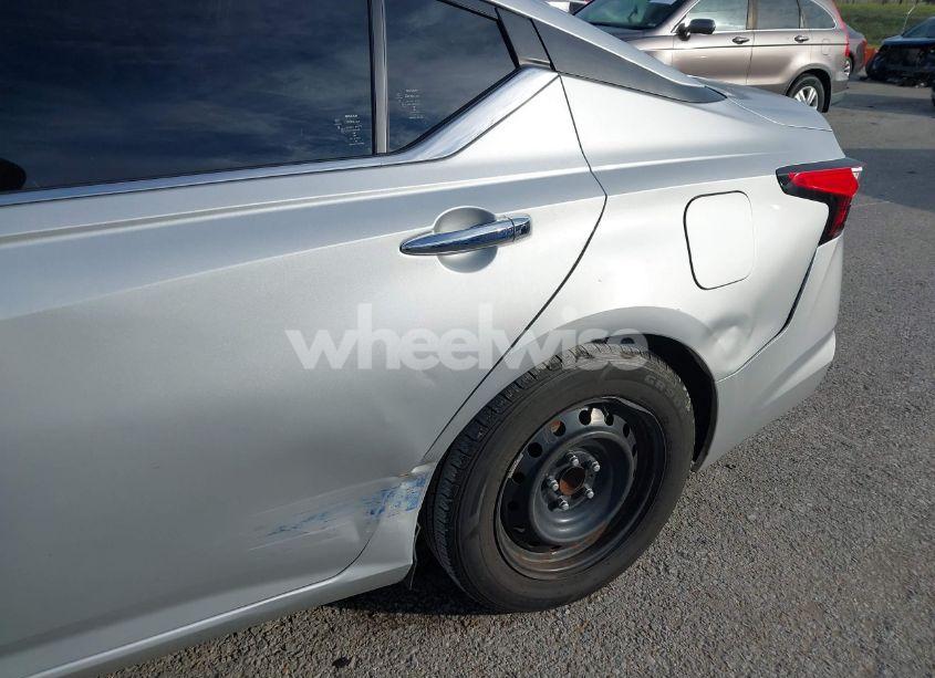 Photo 6 of 2020 Nissan Altima S FWD (VIN 1N4BL4BV8LC238400)