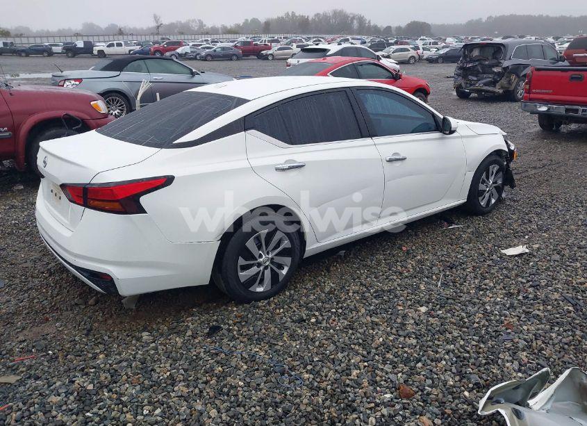 Photo 4 of 2020 Nissan Altima S FWD (VIN 1N4BL4BV8LC243578)