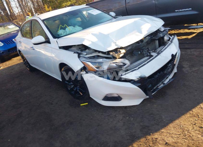 2020 Nissan Altima S FWD (VIN 1N4BL4BV8LN317621) main photo