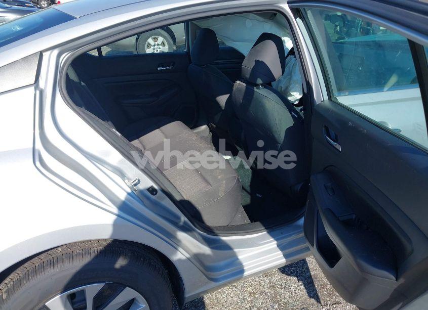 Photo 8 of 2021 Nissan Altima S FWD (VIN 1N4BL4BV8MN329706)