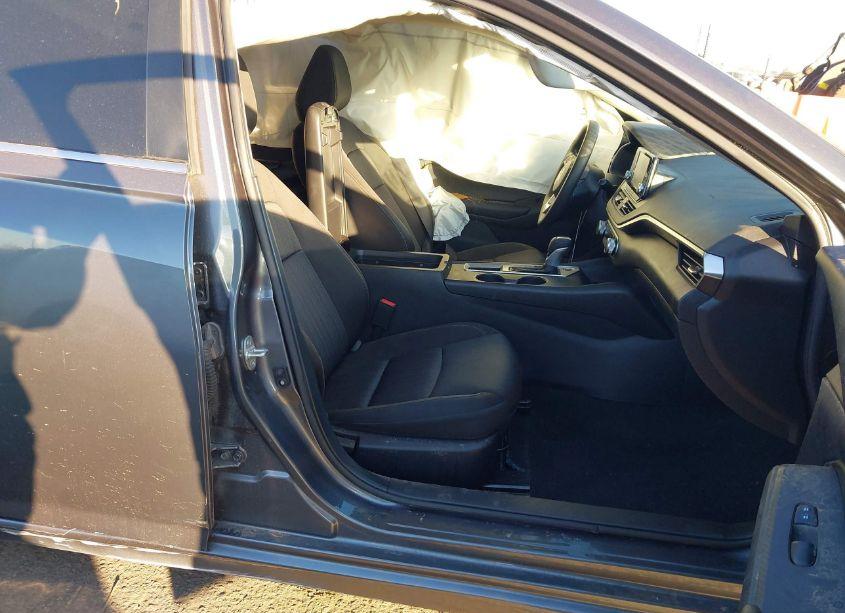 Photo 5 of 2021 Nissan Altima S FWD (VIN 1N4BL4BV8MN335098)