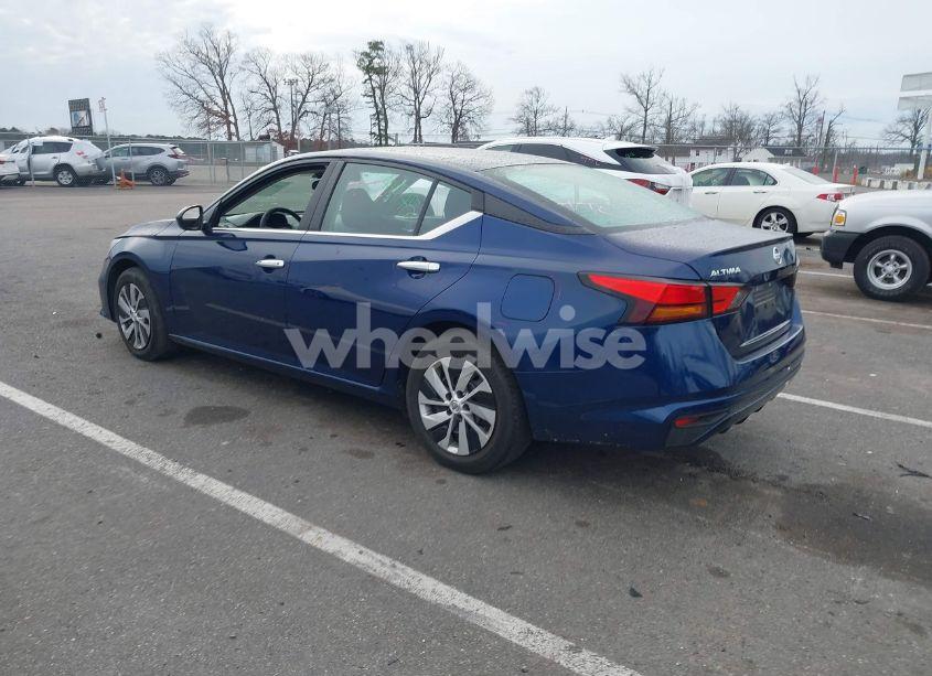 Photo 3 of 2021 Nissan Altima S FWD (VIN 1N4BL4BV8MN389985)