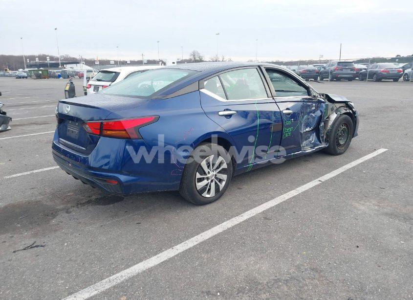 Photo 4 of 2021 Nissan Altima S FWD (VIN 1N4BL4BV8MN389985)