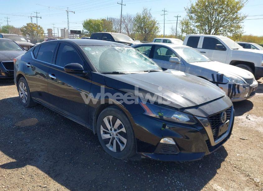 2022 Nissan Altima S FWD (VIN 1N4BL4BV8NN300823) main photo