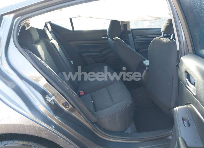 Photo 8 of 2022 Nissan Altima S FWD (VIN 1N4BL4BV8NN316083)