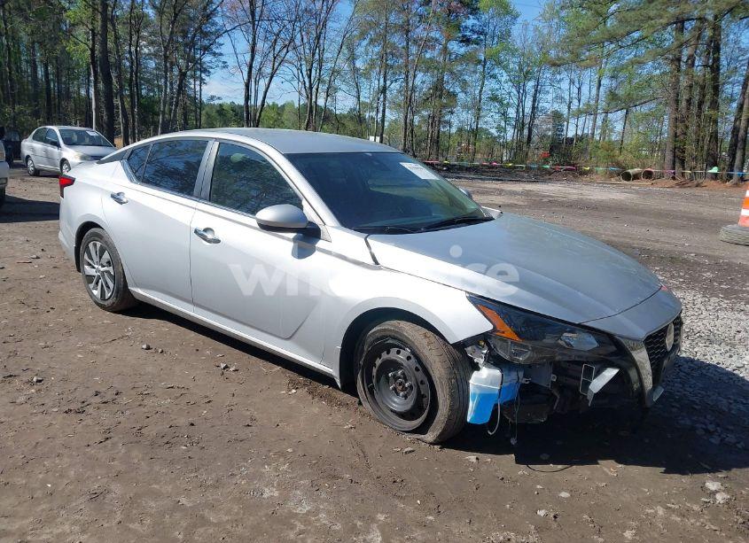 2022 Nissan Altima S FWD (VIN 1N4BL4BV8NN359791) main photo