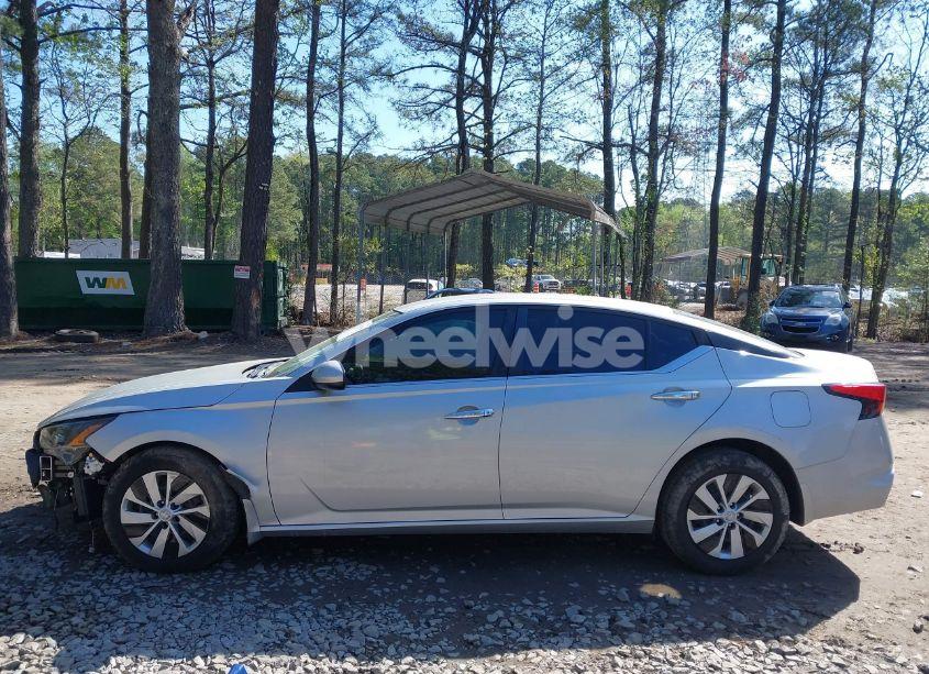 Photo 14 of 2022 Nissan Altima S FWD (VIN 1N4BL4BV8NN359791)