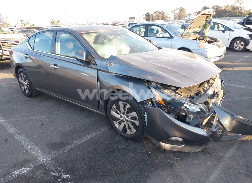 2022 Nissan Altima S FWD (VIN 1N4BL4BV8NN389812) main photo