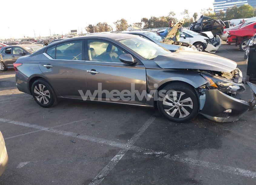Photo 14 of 2022 Nissan Altima S FWD (VIN 1N4BL4BV8NN389812)