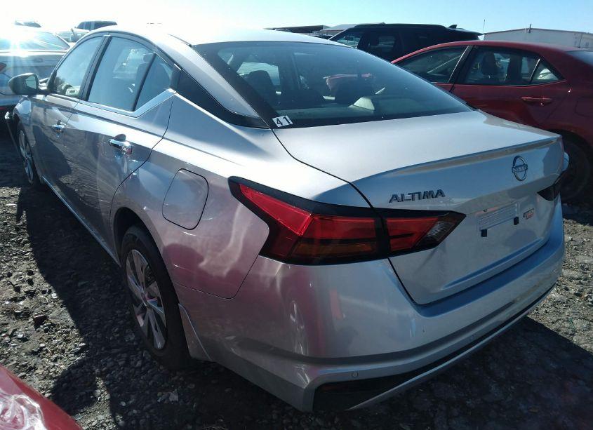 Photo 3 of 2023 Nissan Altima S FWD (VIN 1N4BL4BV8PN301327)