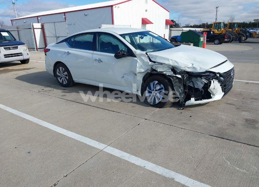 2023 Nissan Altima S FWD (VIN 1N4BL4BV8PN305183) main photo