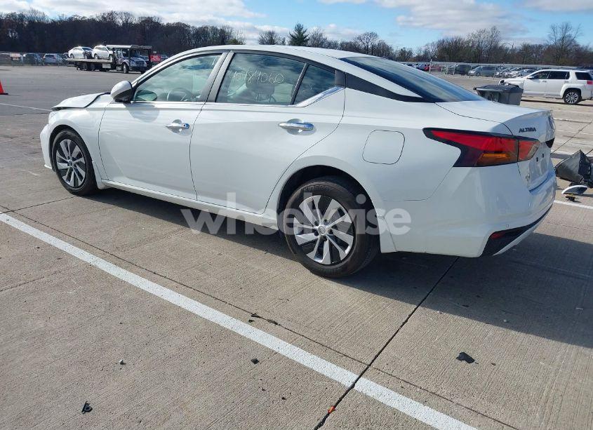 Photo 3 of 2023 Nissan Altima S FWD (VIN 1N4BL4BV8PN305183)