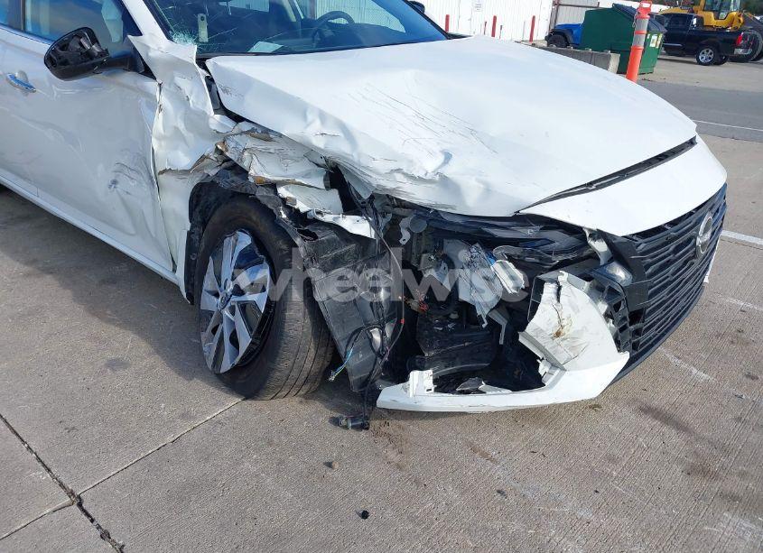 Photo 6 of 2023 Nissan Altima S FWD (VIN 1N4BL4BV8PN305183)