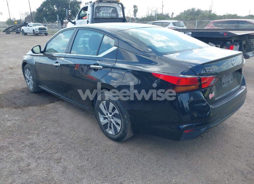 Photo 3 of 2023 Nissan Altima S FWD (VIN 1N4BL4BV8PN333517)