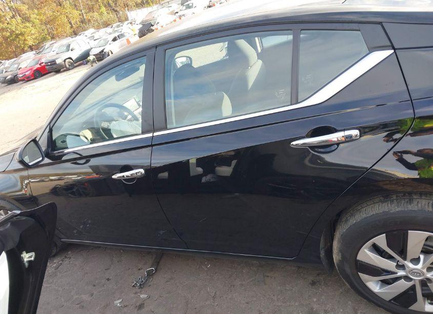 Photo 13 of 2023 Nissan Altima S FWD (VIN 1N4BL4BV8PN348843)