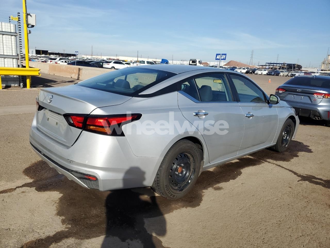 Photo 3 of 2023 NISSAN ALTIMA S (VIN 1N4BL4BV8PN362354)