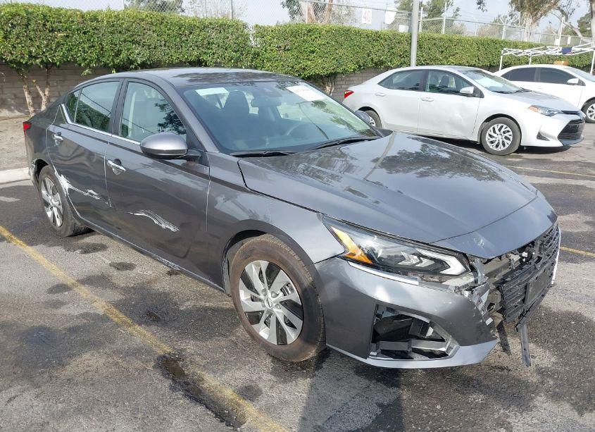 2023 Nissan Altima S FWD (VIN 1N4BL4BV8PN375587) main photo