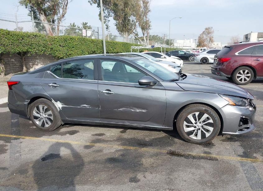 Photo 13 of 2023 Nissan Altima S FWD (VIN 1N4BL4BV8PN375587)