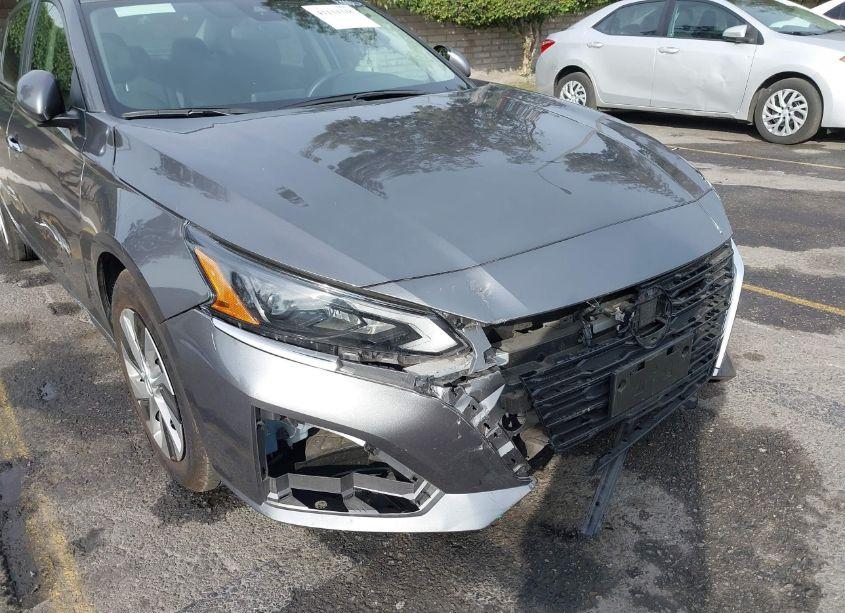 Photo 6 of 2023 Nissan Altima S FWD (VIN 1N4BL4BV8PN375587)