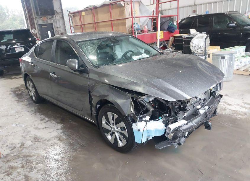 Photo 13 of 2023 Nissan Altima S FWD (VIN 1N4BL4BV8PN400911)