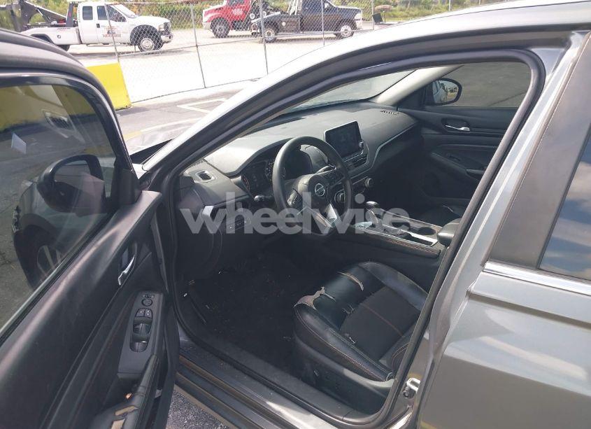 Photo 5 of 2019 Nissan Altima 2.5 S (VIN 1N4BL4BV9KC139972)