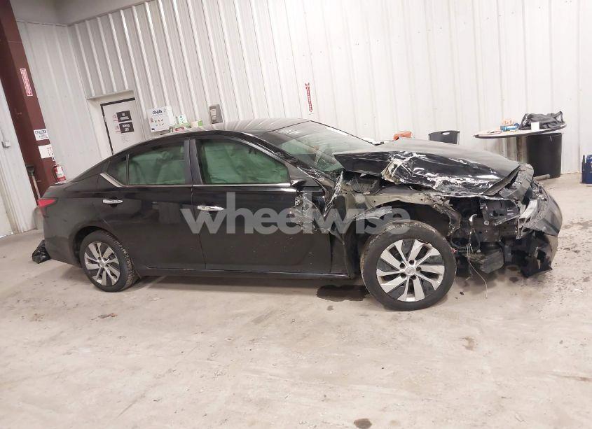 Photo 13 of 2019 Nissan Altima 2.5 S (VIN 1N4BL4BV9KC145657)