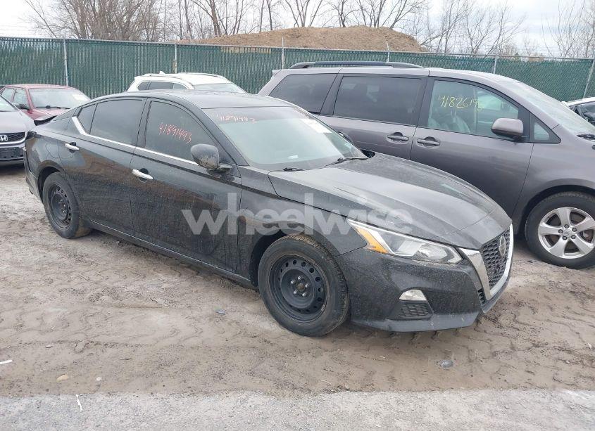 2019 Nissan Altima 2.5 S (VIN 1N4BL4BV9KC165634) main photo