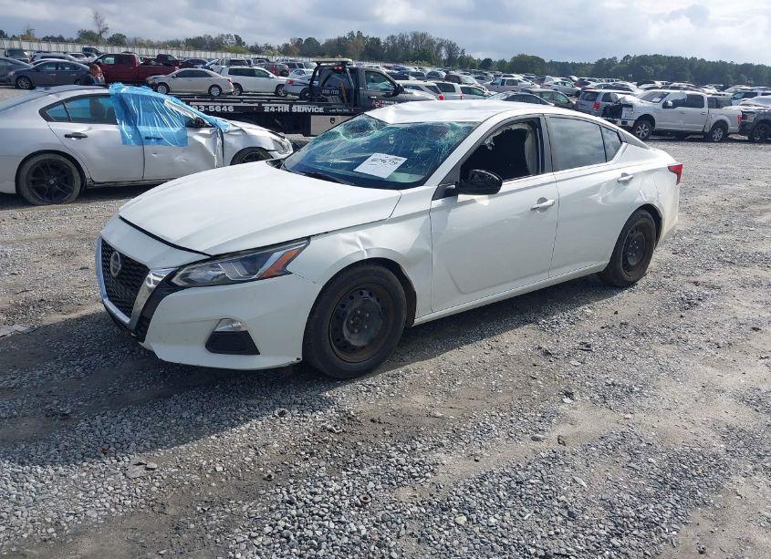 Photo 2 of 2019 Nissan Altima 2.5 S (VIN 1N4BL4BV9KC169005)