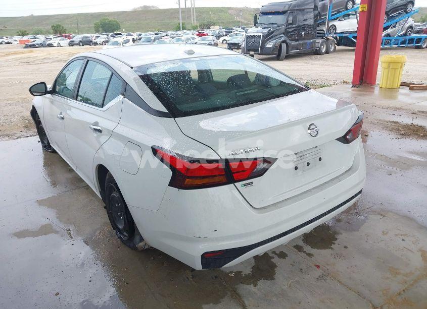 Photo 3 of 2019 Nissan Altima 2.5 S (VIN 1N4BL4BV9KC169313)