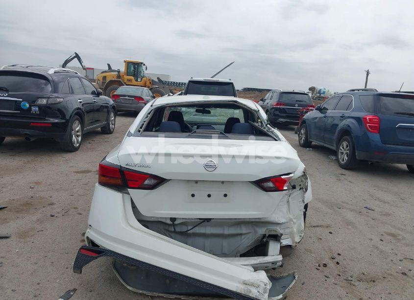 Photo 16 of 2019 Nissan Altima 2.5 S (VIN 1N4BL4BV9KC209969)