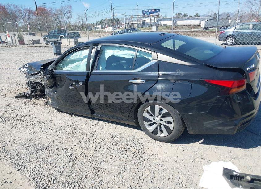 Photo 3 of 2019 Nissan Altima 2.5 S (VIN 1N4BL4BV9KC224276)