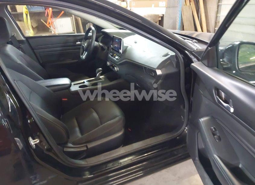 Photo 5 of 2019 Nissan Altima 2.5 S (VIN 1N4BL4BV9KC232765)