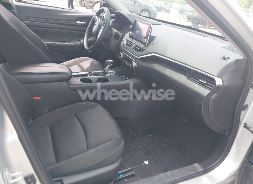 Photo 5 of 2019 Nissan Altima 2.5 S (VIN 1N4BL4BV9KC244995)