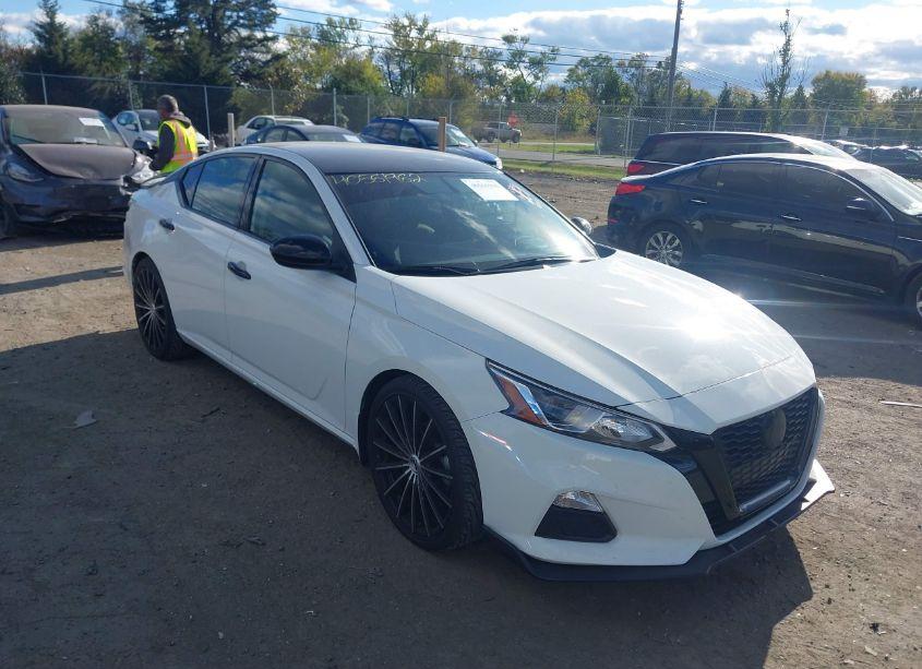 2019 Nissan Altima 2.5 S (VIN 1N4BL4BV9KC253793) main photo