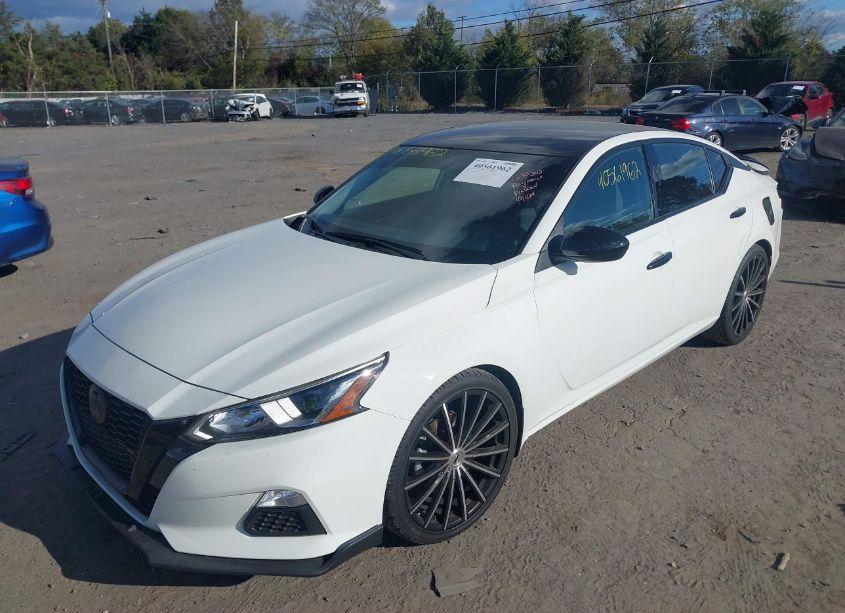 Photo 2 of 2019 Nissan Altima 2.5 S (VIN 1N4BL4BV9KC253793)