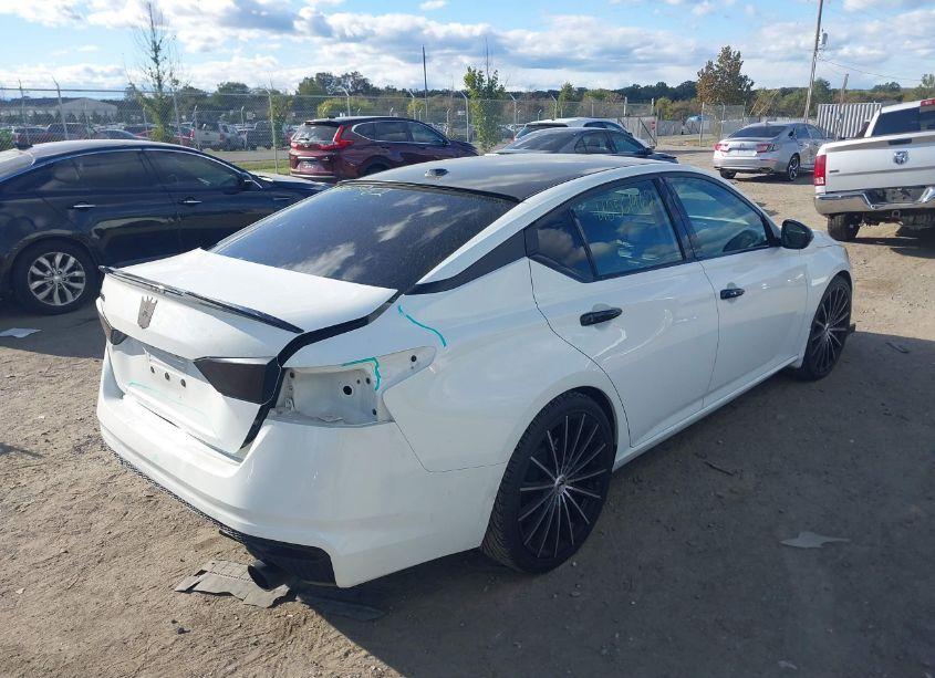 Photo 4 of 2019 Nissan Altima 2.5 S (VIN 1N4BL4BV9KC253793)