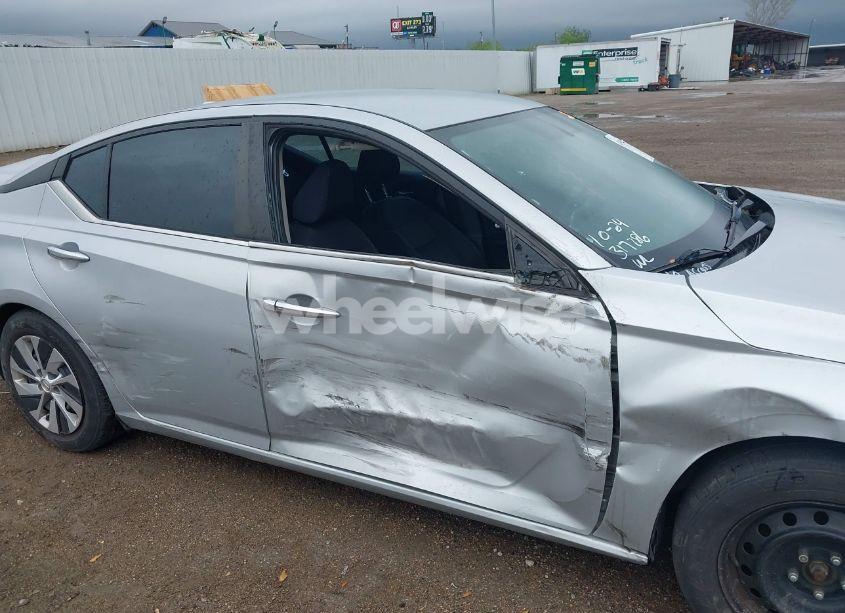 Photo 6 of 2019 Nissan Altima 2.5 S (VIN 1N4BL4BV9KN317786)