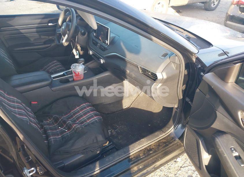 Photo 5 of 2020 Nissan Altima S (VIN 1N4BL4BV9LC119562)