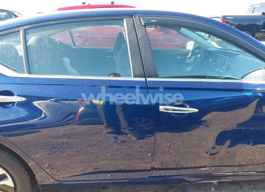 Photo 13 of 2020 Nissan Altima S FWD (VIN 1N4BL4BV9LC198196)