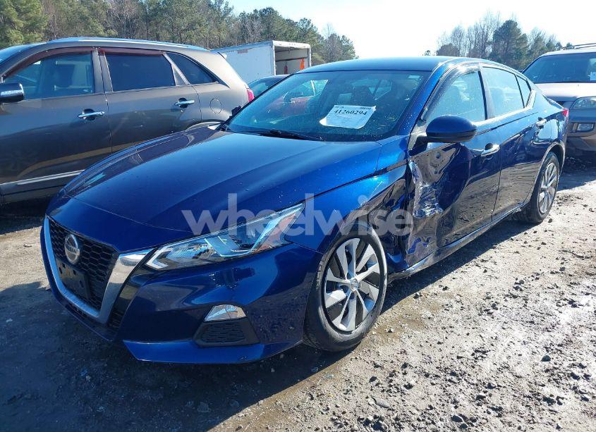 Photo 2 of 2020 Nissan Altima S FWD (VIN 1N4BL4BV9LC198196)