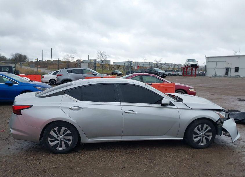 Photo 13 of 2020 Nissan Altima S FWD (VIN 1N4BL4BV9LC198747)