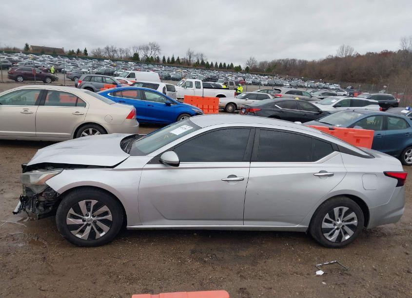 Photo 14 of 2020 Nissan Altima S FWD (VIN 1N4BL4BV9LC198747)